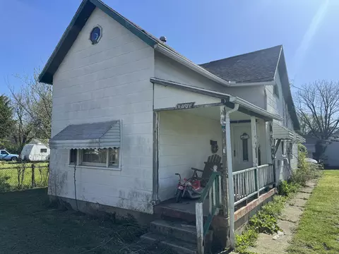 1016 Wayne Ave, Springfield, OH 45503 photo 2