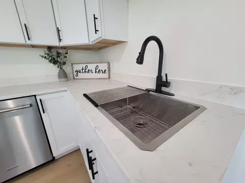 Kitchen - 2027 Andover Ave, Springfield, OH 45503 photo 4 of 4