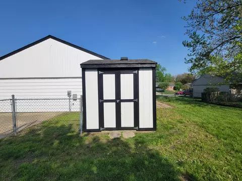 Exterior - 2027 Andover Ave, Springfield, OH 45503 photo 10 of 10