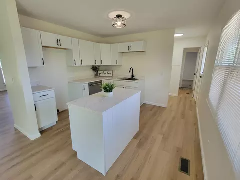 Kitchen - 2027 Andover Ave, Springfield, OH 45503 photo 1 of 4