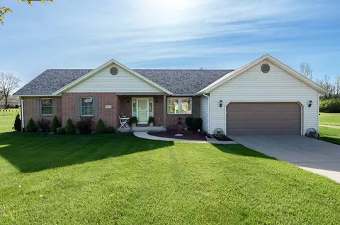 5335 Greg Dr, Saint Paris, OH 43072