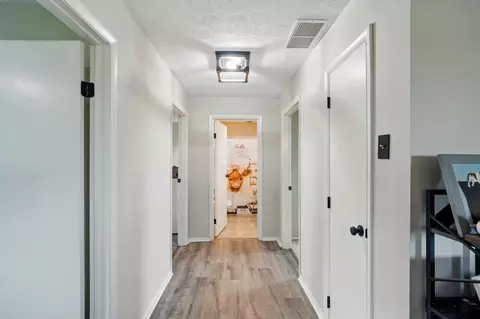 Entry Way - 5370 Penny Pike, Springfield, OH 45502 photo 4 of 4
