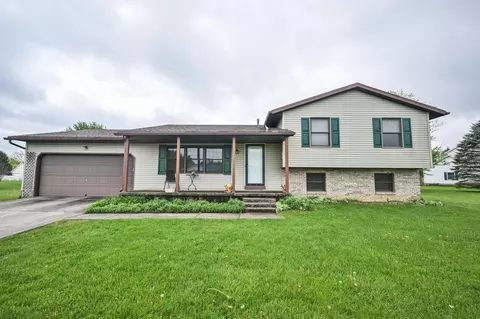 3471 Hanson Ct, Springfield, OH 45504 photo 2