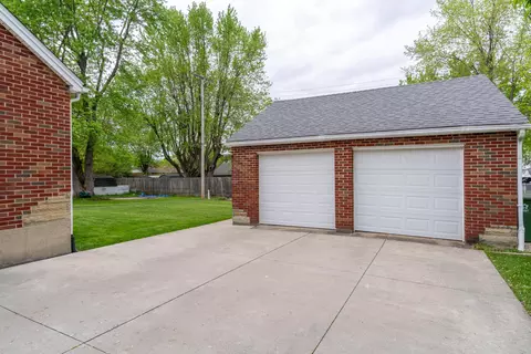 704 Campbell Rd, Sidney, OH 45365 photo 4