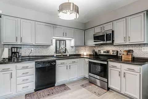 805 Geron Dr, Springfield, OH 45505 photo 7