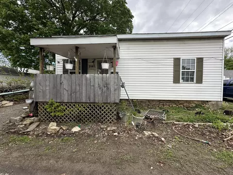 314 N Madriver St, Bellefontaine, OH 43311