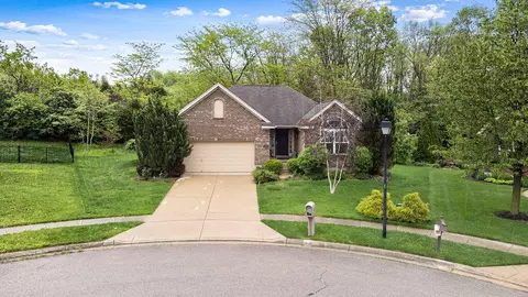 2420 Copley Ave, Fairborn, OH 45324
