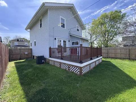 Exterior - 315 N Jackson St, Springfield, OH 45504 photo 3 of 6