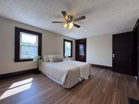 Bedroom - 315 N Jackson St, Springfield, OH 45504 photo 3 of 6