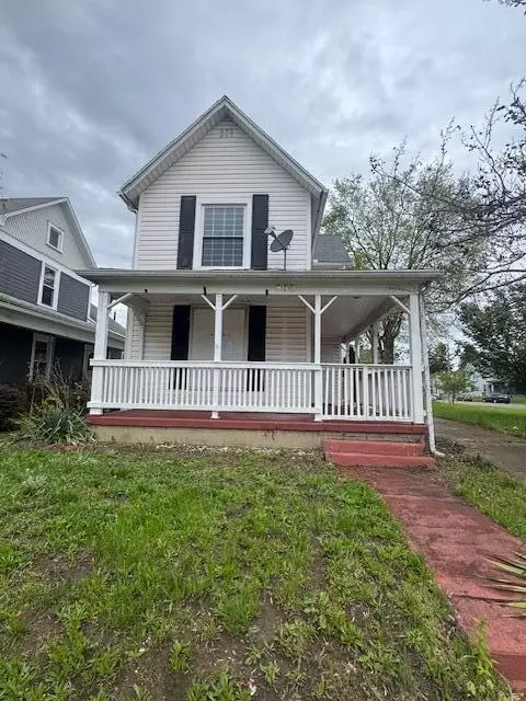 908 Cedar St, Springfield, OH 45504
