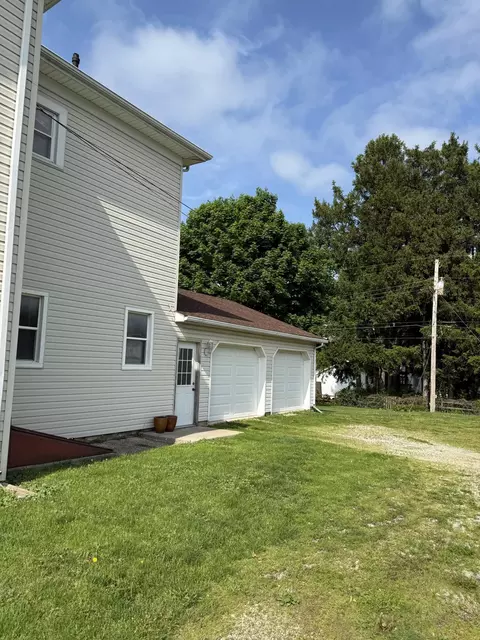 756 Spruce Ave, Sidney, OH 45365 photo 2