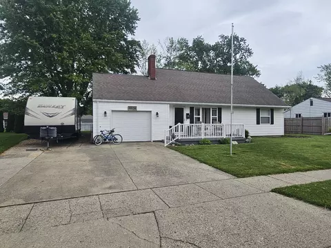 1006 Willow St, Celina, OH 45822