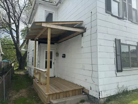 Exterior - 1572 Mound St, Springfield, OH 45505 photo 1 of 5