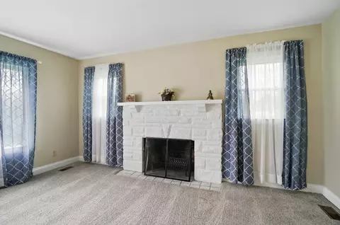 360 N Bird Rd, Springfield, OH 45503 photo 7