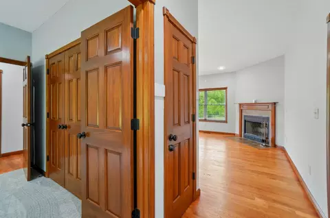 Entry Way - 2619 Fox Hollow Rd, Springfield, OH 45502 photo 2 of 3