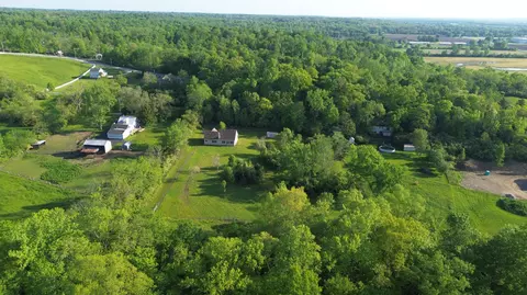 View/Area - 2619 Fox Hollow Rd, Springfield, OH 45502 photo 8 of 11