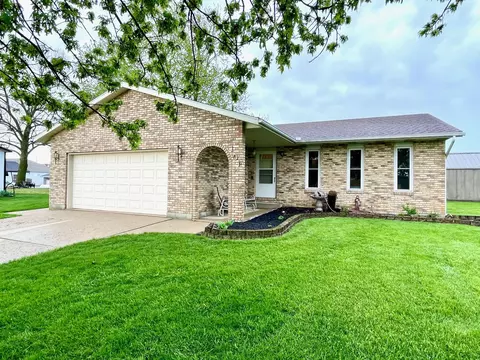 104 Fairview St, Anna, OH 45302