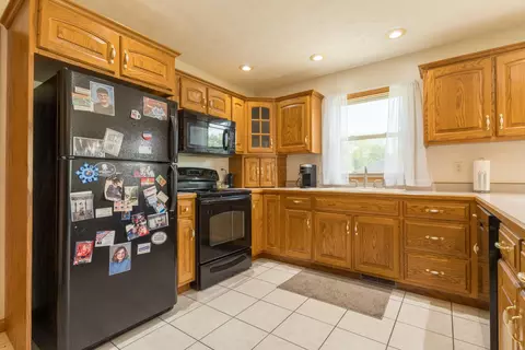 Kitchen - 717 Marva Ln, Sidney, OH 45365 photo 2 of 3