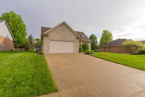 Exterior - 717 Marva Ln, Sidney, OH 45365 photo 4 of 4