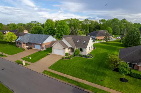 View/Area - 717 Marva Ln, Sidney, OH 45365 photo 2 of 7
