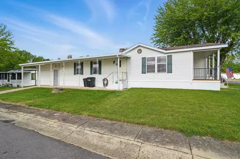 17 Sunset Dr, Springfield, OH 45504