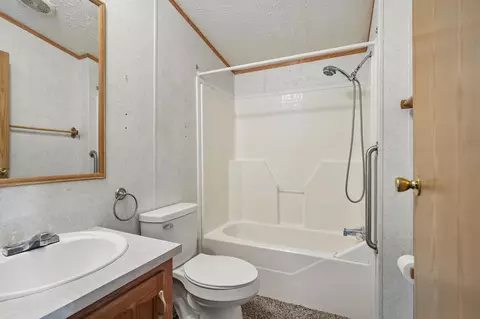 17 Sunset Dr, Springfield, OH 45504 photo 5