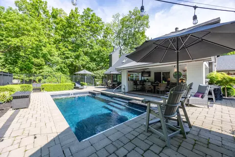 10466 Sioux Ct, Huntsville, OH 43324