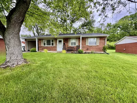 1403 Saratoga Dr, Troy, OH 45373