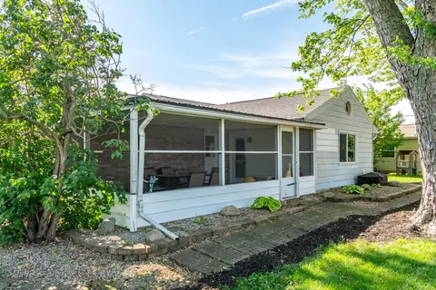 Exterior - 730 Maplecrest Dr, Troy, OH 45373 photo 10 of 10