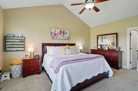Bedroom - 4114 Brookston Dr, Springfield, OH 45502 photo 2 of 7