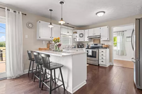 Kitchen - 4932 Swisher Rd, Cable, OH 43009 photo 2 of 5