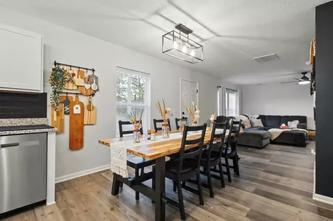 Dining - 1350 Taywell Ct, Springfield, OH 45503 photo 2 of 2