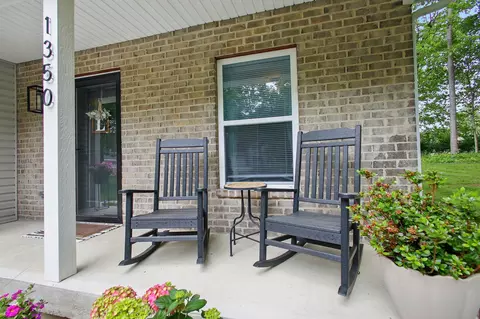 Exterior - 1350 Taywell Ct, Springfield, OH 45503 photo 5 of 11