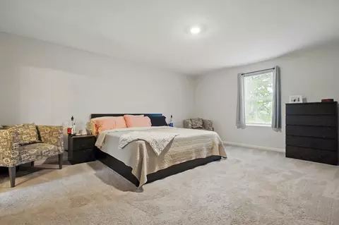 Bedroom - 1350 Taywell Ct, Springfield, OH 45503 photo 1 of 6