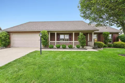 1856 Willow Lakes Dr, Springfield, OH 45502