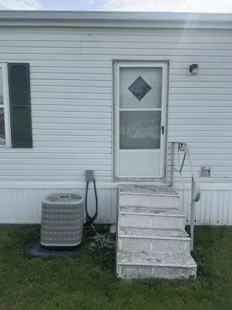 71 Sunset Dr, Springfield, OH 45502 photo 5