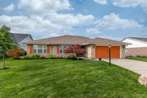 1280 Candlelite Ln, Fairborn, OH 45324