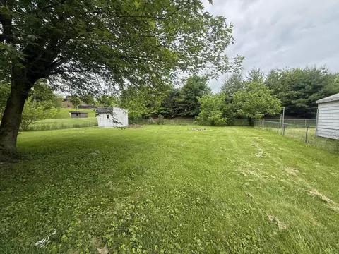 2423 Kenton St, Springfield, OH 45505 photo 6
