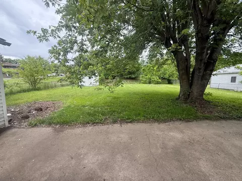 2423 Kenton St, Springfield, OH 45505 photo 5