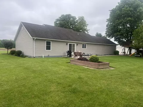 Exterior - 11375 Schenk Rd, Sidney, OH 45365 photo 15 of 37