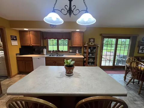 Kitchen - 11375 Schenk Rd, Sidney, OH 45365 photo 4 of 5