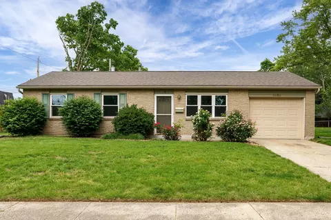 1052 Greenfield Dr, Troy, OH 45373