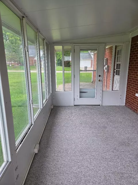 Exterior - 1270 Warbler Rdg, Springfield, OH 45503 photo 3 of 3