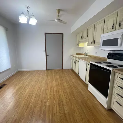 2236 Manhattan Blvd, Springfield, OH 45504 photo 11