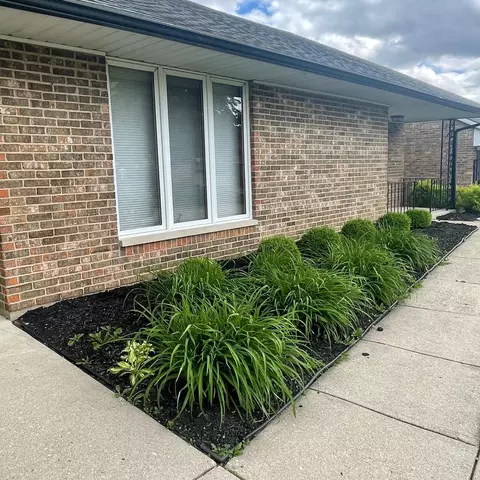 2236 Manhattan Blvd, Springfield, OH 45504 photo 2