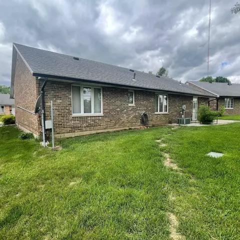 2236 Manhattan Blvd, Springfield, OH 45504 photo 4