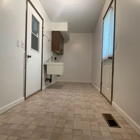 2236 Manhattan Blvd, Springfield, OH 45504 photo 25