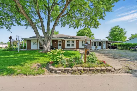 311 Meadow Ln, De Graff, OH 43318