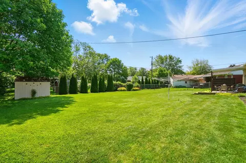 2570 Cavins Dr, Springfield, OH 45503 photo 32