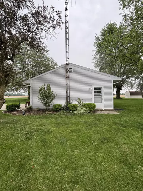 Exterior - 407 S Main St, Botkins, OH 45306 photo 7 of 8